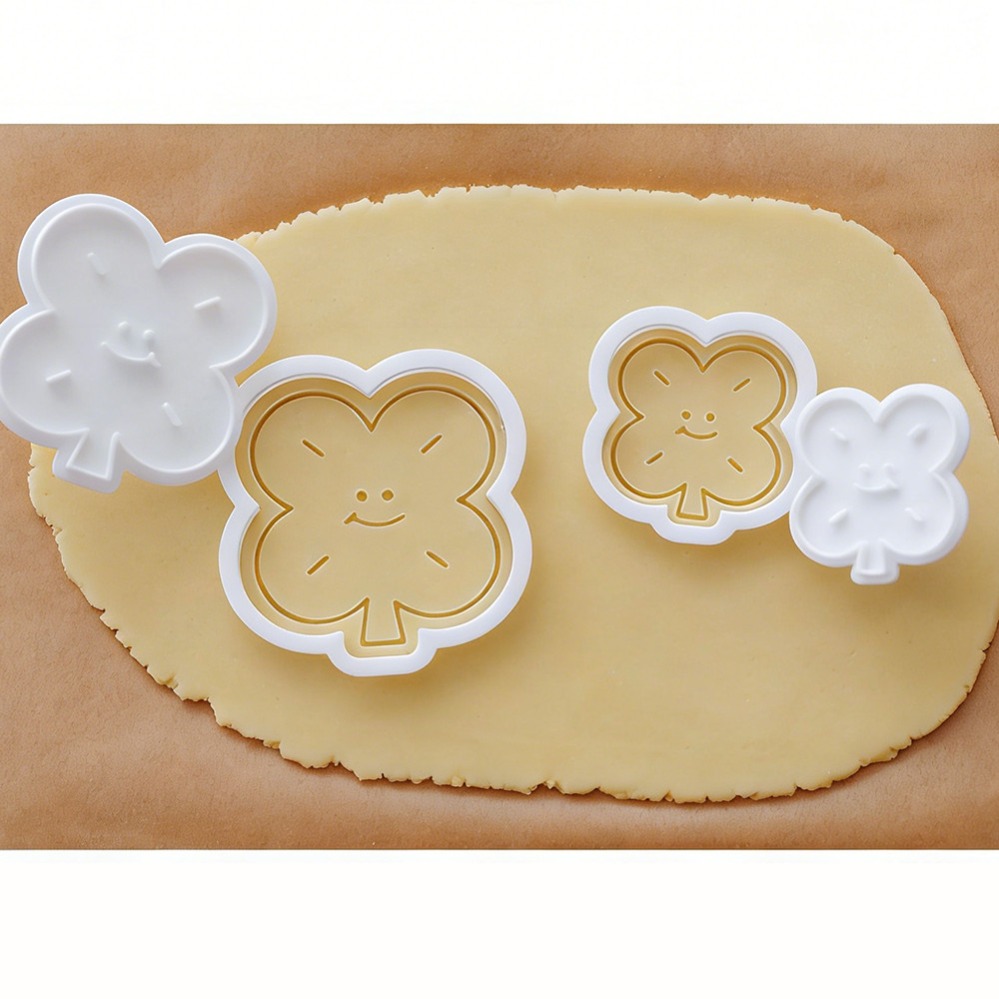 Lucky Four-Leaf Clover Cookie  - Kitchen Appliances Baking review and price